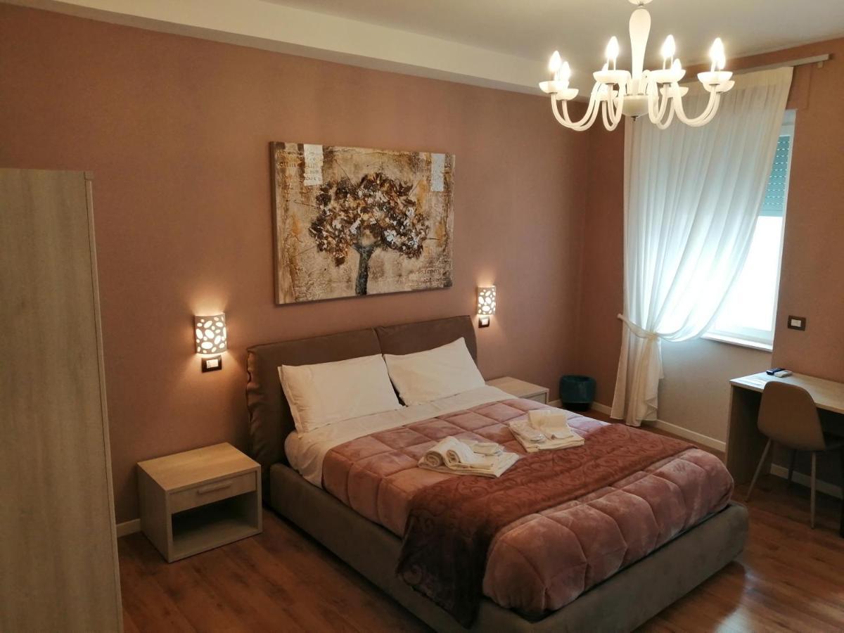 Km 0 Dal Centro By Tiziana Monaldi Hotel Pitigliano Buitenkant foto