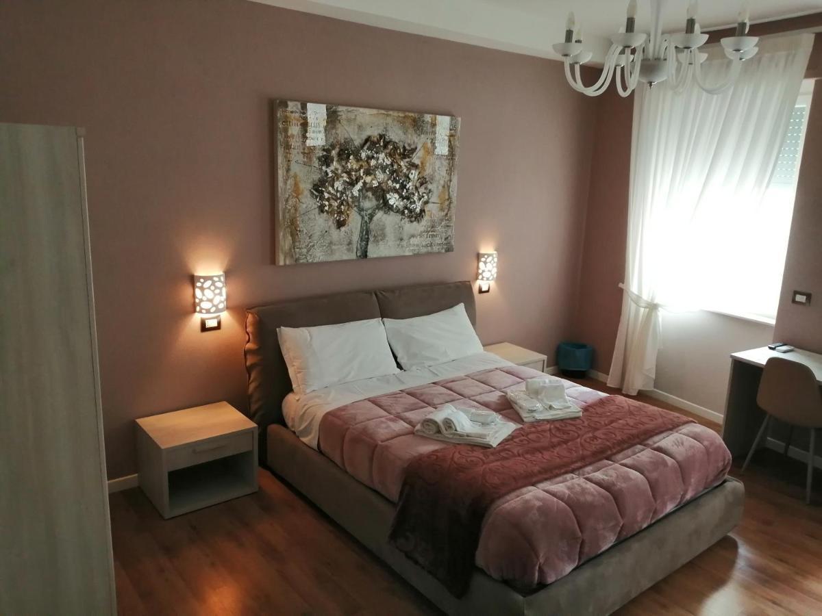Km 0 Dal Centro By Tiziana Monaldi Hotel Pitigliano Buitenkant foto