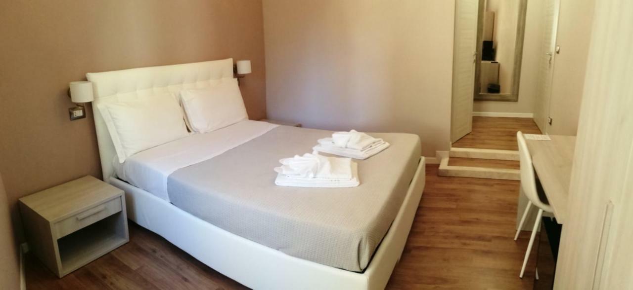Km 0 Dal Centro By Tiziana Monaldi Hotel Pitigliano Buitenkant foto