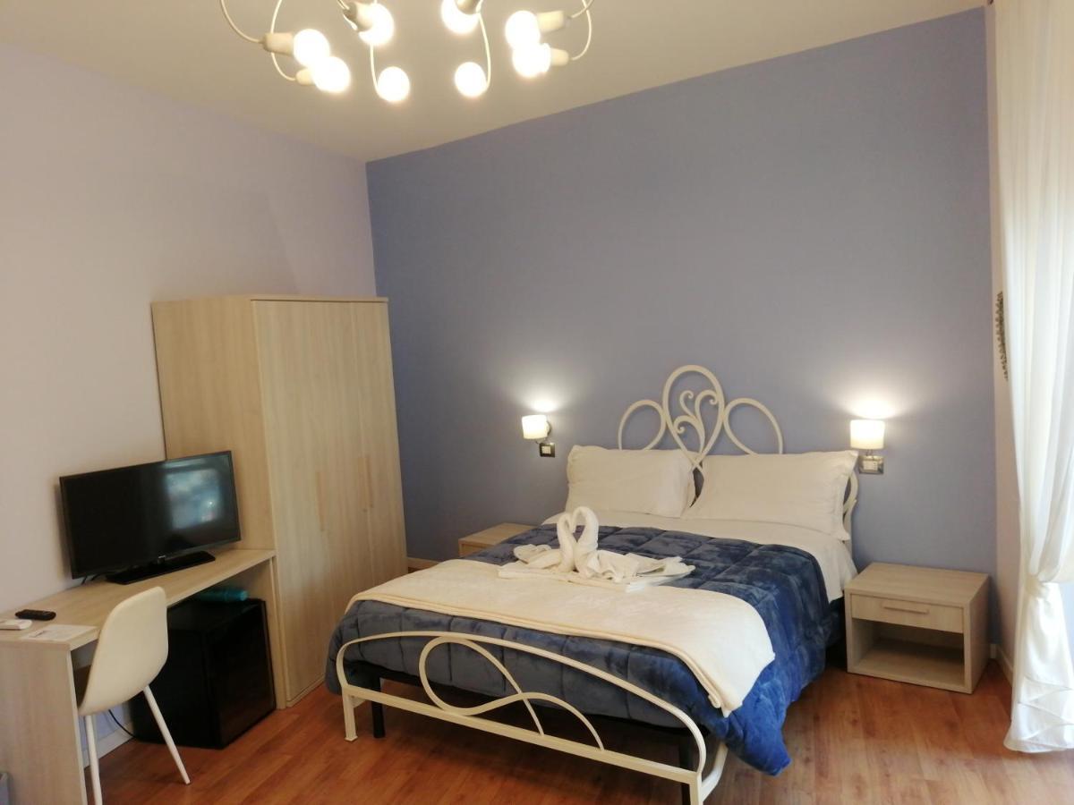 Km 0 Dal Centro By Tiziana Monaldi Hotel Pitigliano Buitenkant foto